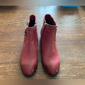 ❣️Burgundy Ankle Boots Man Made Material Sz 39